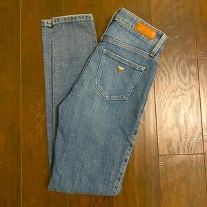 Guess jeans size 25.